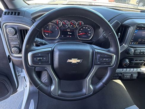 Used 2023 Chevrolet Silverado 2500 LT AWD/4WD image 18