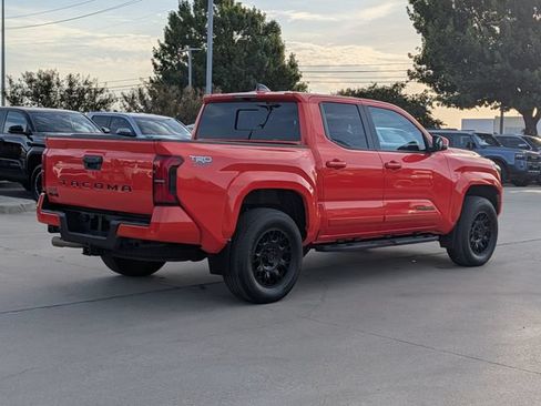 Used 2024 Toyota Tacoma TRD Sport w/ TRD Sport Upgrade Package AWD/4WD image 6