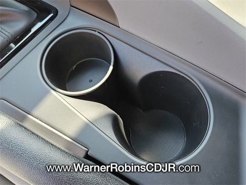 Used 2025 Hyundai Elantra Sport image 20