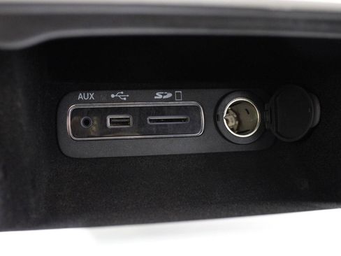 Used 2015 Jeep Grand Cherokee Altitude image 62