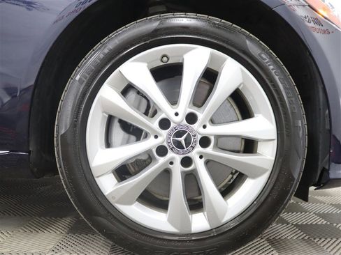 Used 2020 Mercedes-Benz C 300 4MATIC Sedan image 40