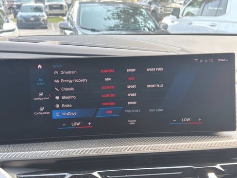 Used 2023 BMW XM AWD/4WD image 13