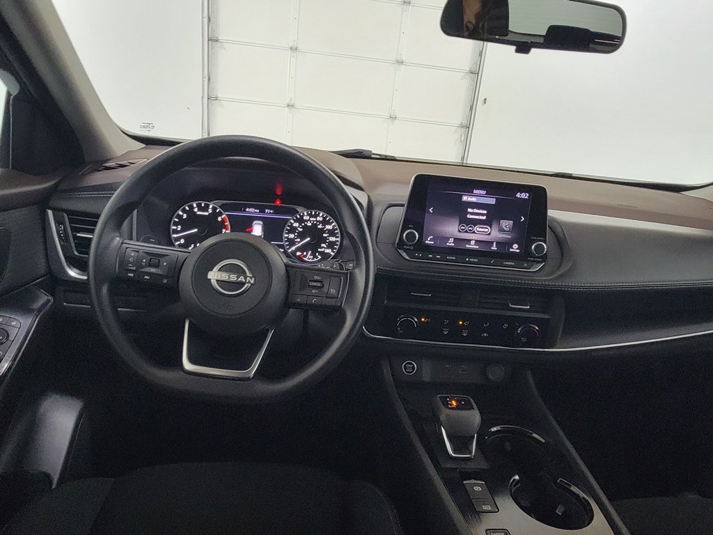 Used 2023 Nissan Rogue S FWD image 12