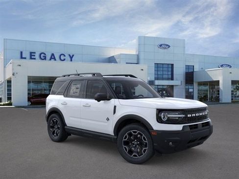 New 2025 Ford Bronco Sport Outer Banks w/ Outer Banks Tech Package+ image 7