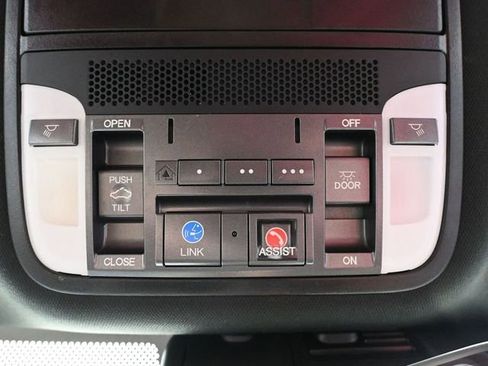 Used 2019 Acura TLX V6 w/ Technology & A-SPEC Pkg image 34