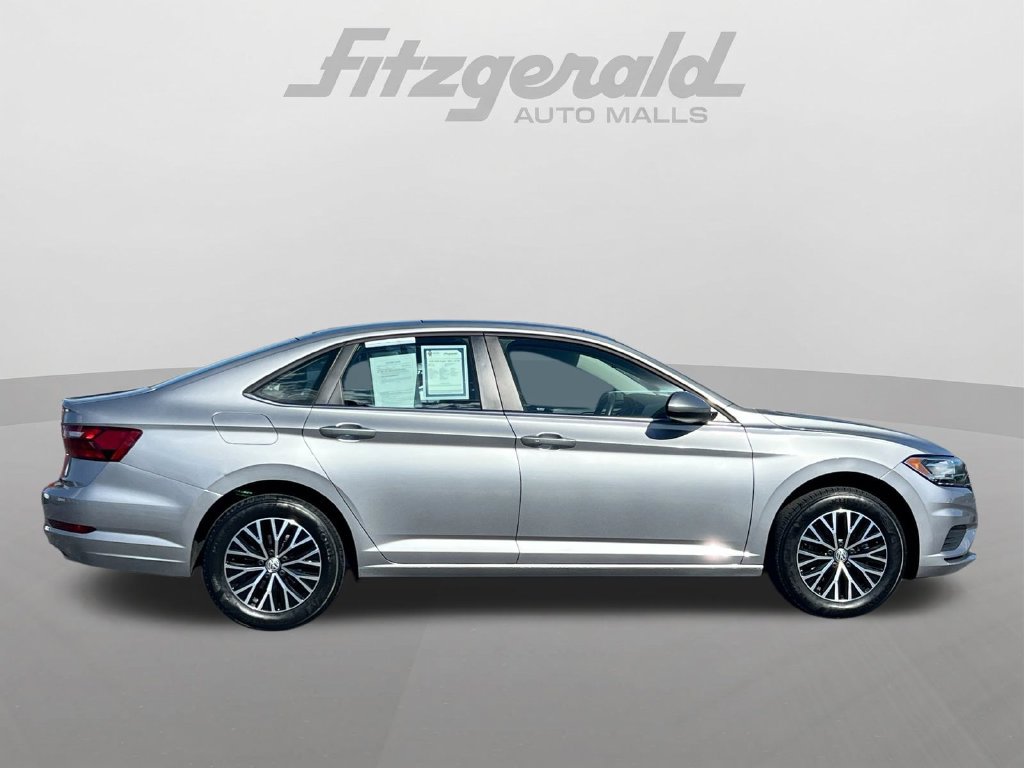 Used 2020 Volkswagen Jetta SE w/ SE Cold Weather Package FWD image 13