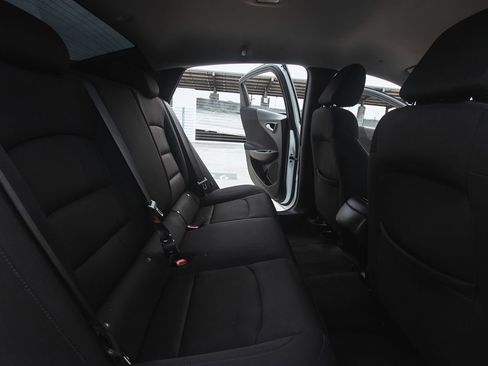 Used 2022 Chevrolet Malibu LS image 16