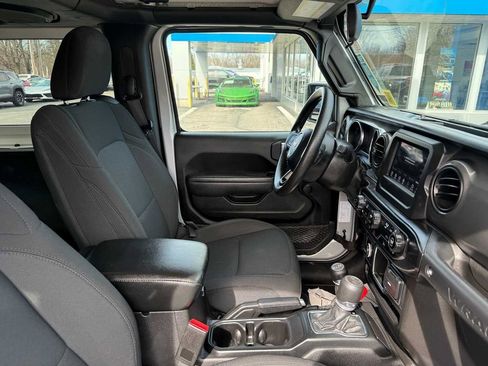 Used 2022 Jeep Wrangler Willys image 29