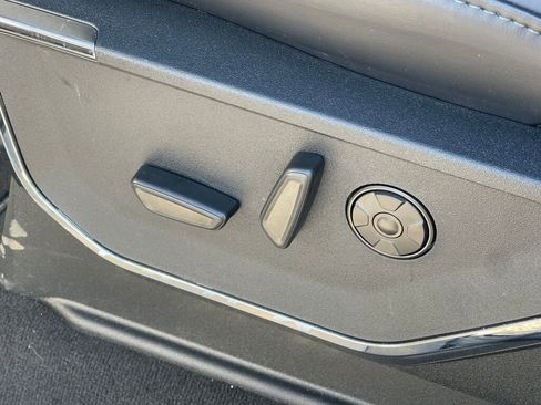 Used 2026 Ford F350 Platinum w/ Tremor Off-Road Package image 6