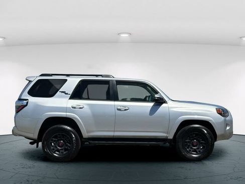 Used 2021 Toyota 4Runner TRD Off-Road Premium w/ Moonroof Package AWD/4WD image 8