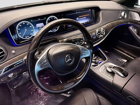 Used 2017 Mercedes-Benz S 550 Sedan image 7