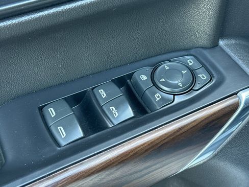 Used 2021 GMC Sierra 1500 SLT image 13