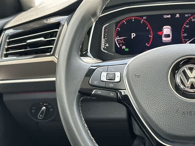 Used 2021 Volkswagen Jetta SEL Premium FWD image 9