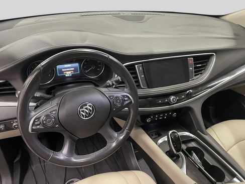 Used 2019 Buick Enclave Essence AWD/4WD image 12