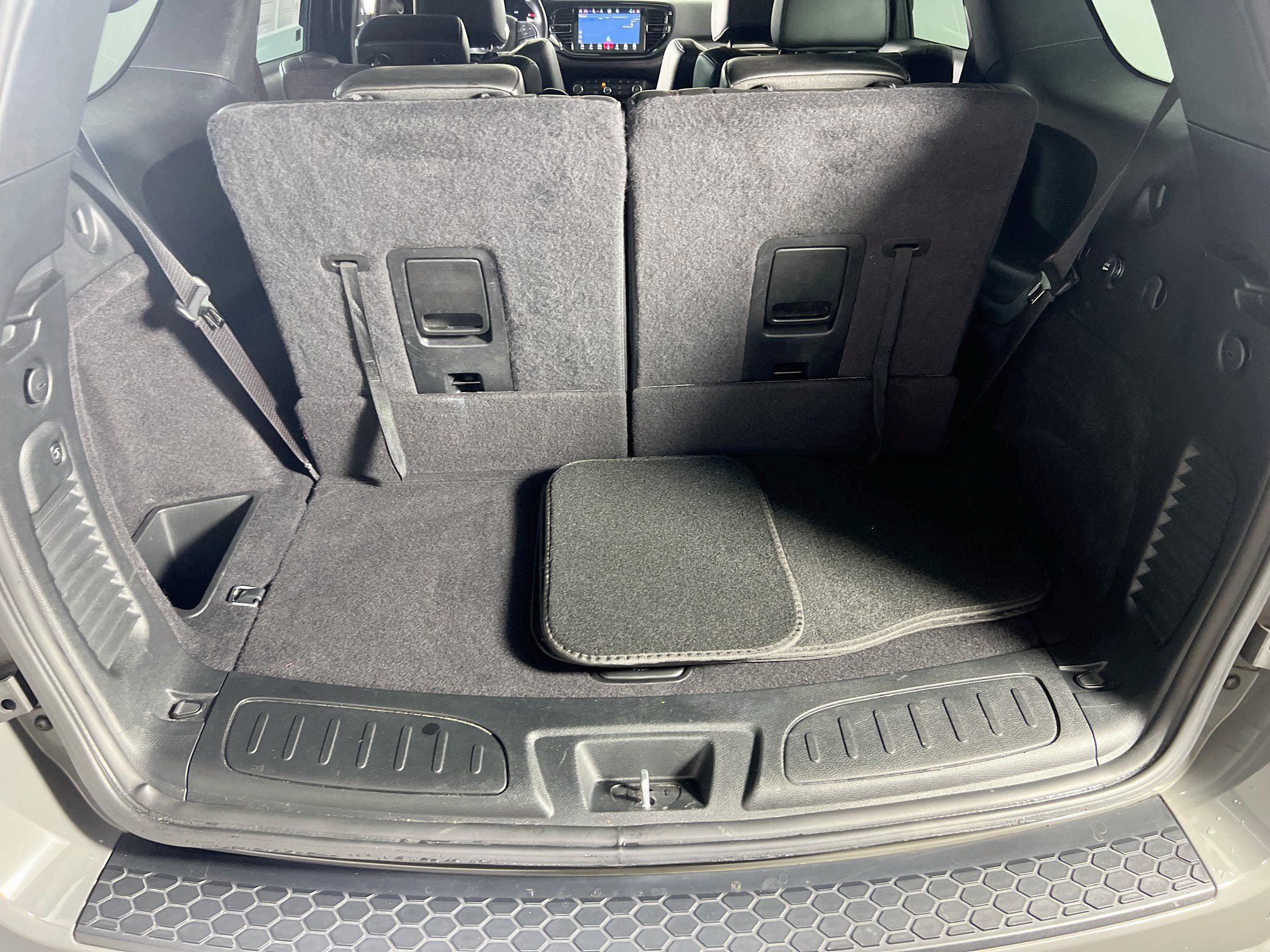 Used 2023 Dodge Durango R/T AWD/4WD image 27