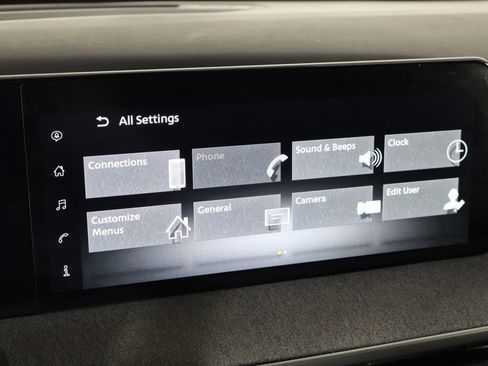 Used 2025 Nissan Kicks SV FWD image 34