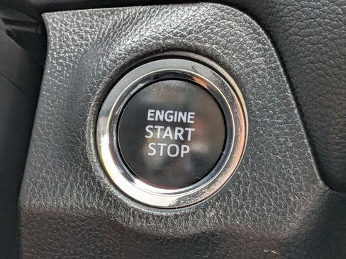 Used 2025 Toyota RAV4 XLE FWD image 21