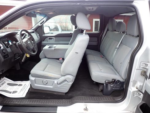 Used 2011 Ford F150 XLT image 8