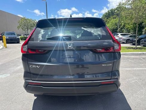 Used 2024 Honda CR-V LX image 7