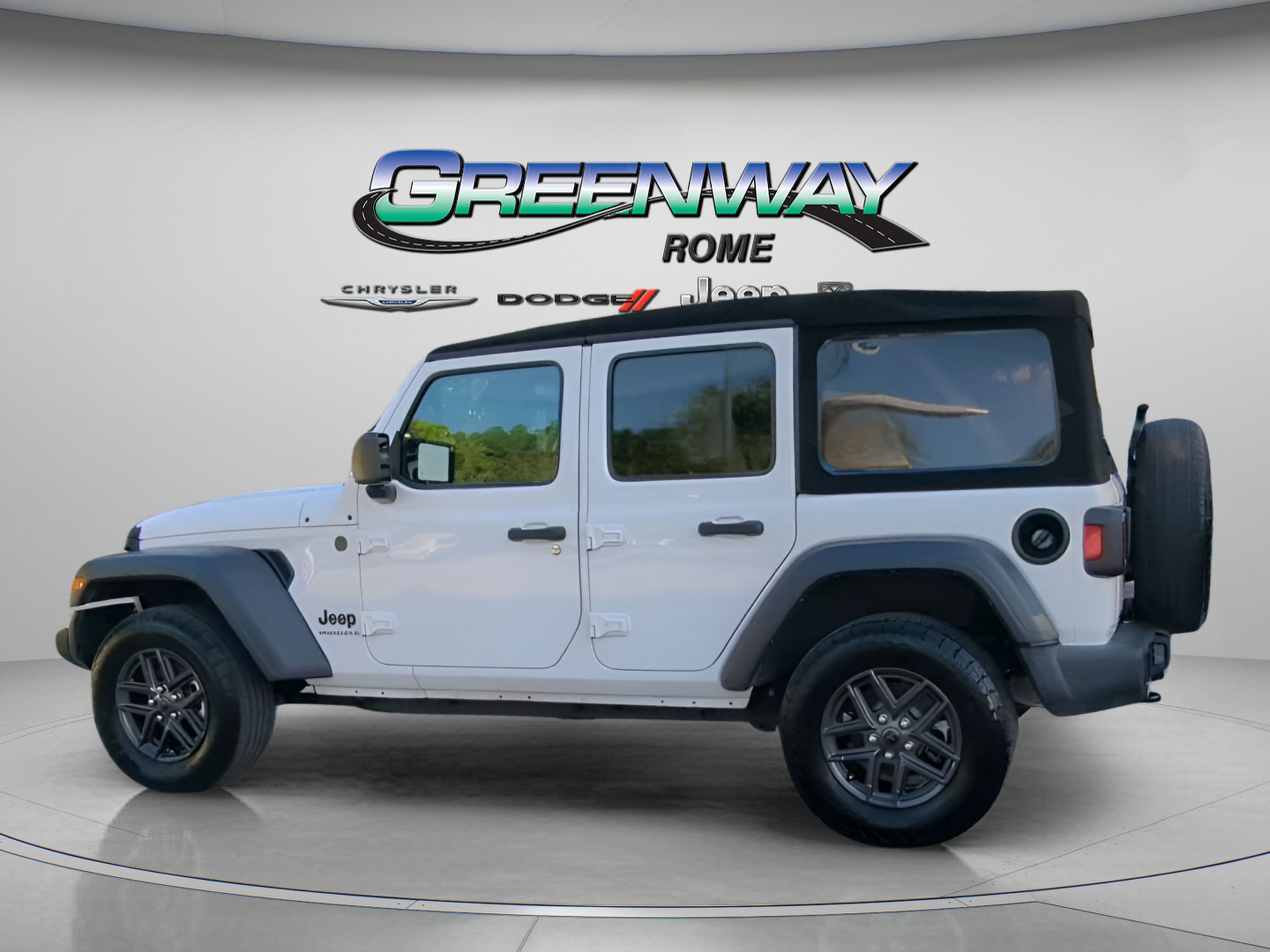 Used 2024 Jeep Wrangler Unlimited Sport AWD/4WD image 18