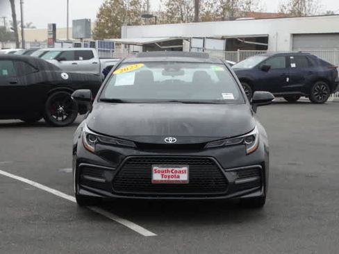 Certified 2022 Toyota Corolla SE image 3