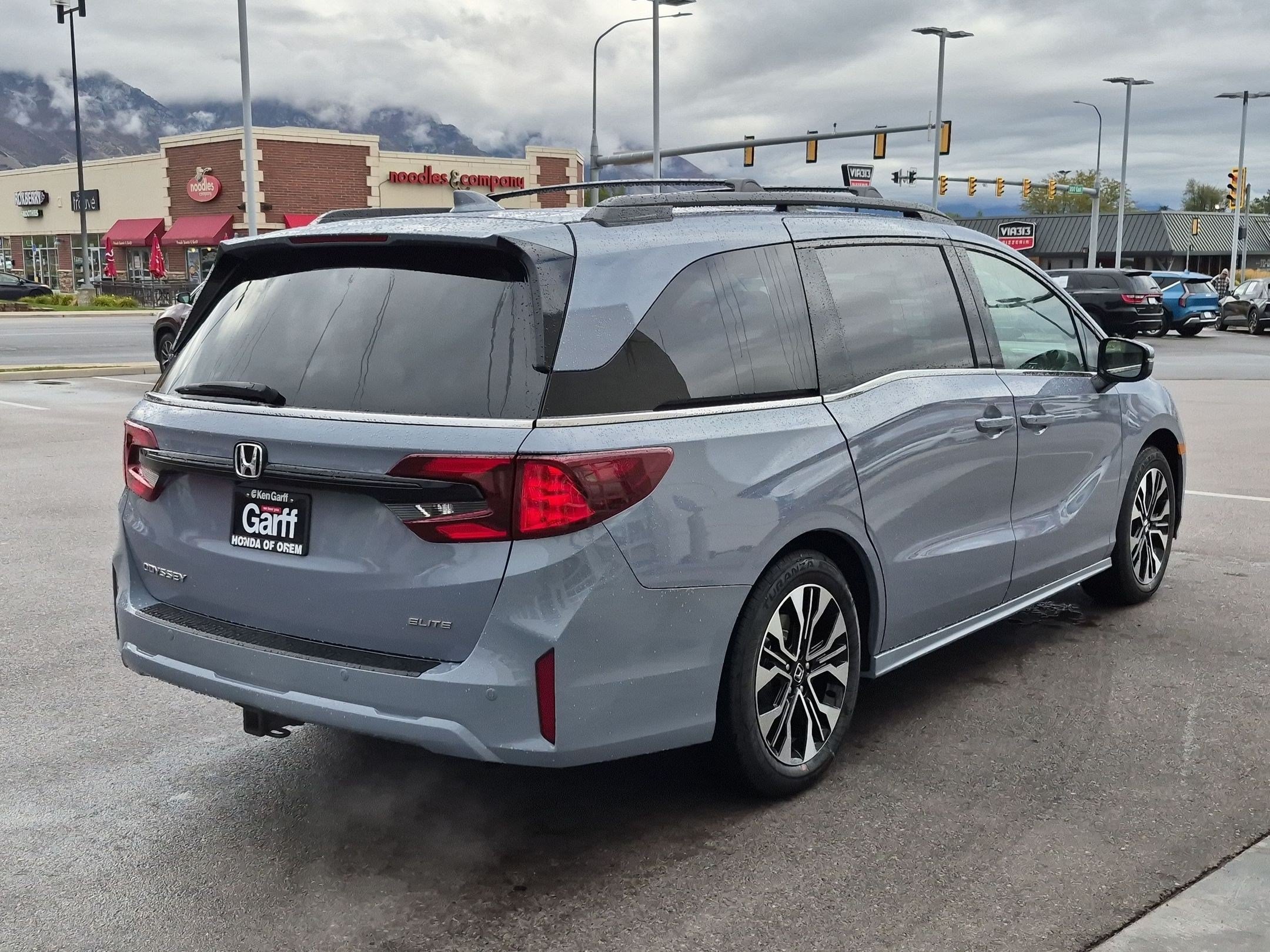 New 2027 Honda Odyssey Elite image 3