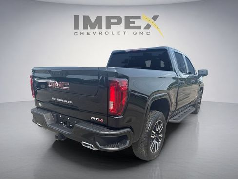 Used 2025 GMC Sierra 1500 AT4 w/ Technology Package AWD/4WD image 5