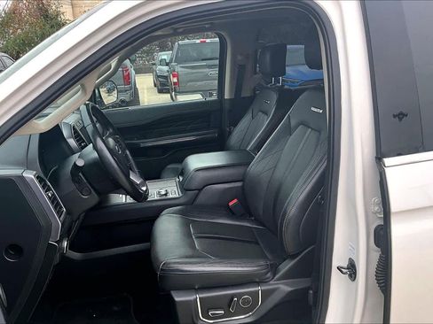 Used 2019 Ford Expedition Platinum image 7