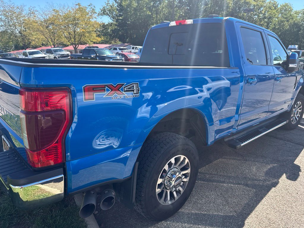 Used 2020 Ford F350 Lariat w/ Lariat Value Package AWD/4WD image 4