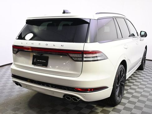 New 2026 Lincoln Aviator Reserve image 6