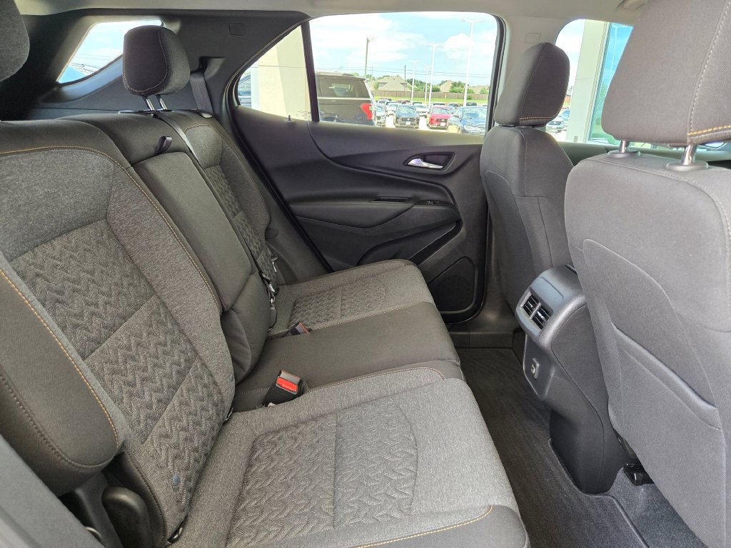 Used 2023 Chevrolet Equinox LT FWD image 24
