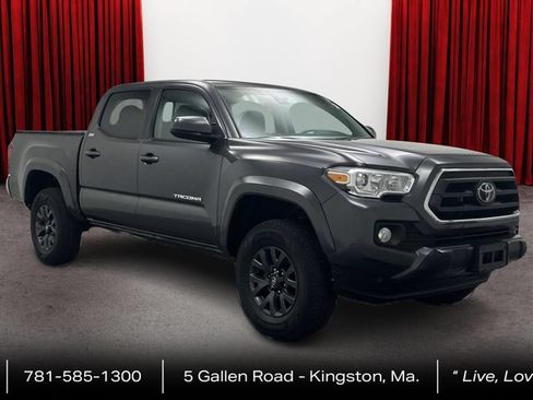 Certified 2023 Toyota Tacoma SR5 AWD/4WD image 3