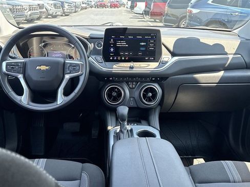 Certified 2024 Chevrolet Blazer LT w/ Convenience Package FWD image 19
