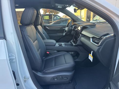 New 2026 GMC Acadia Elevation w/ Black Edition image 21