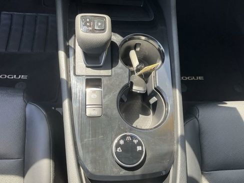 Certified 2023 Nissan Rogue SV w/ SV Premium B Package AWD/4WD image 26