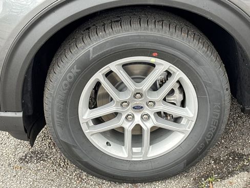 New 2026 Ford Explorer Active w/ Active Comfort Package RWD image 11