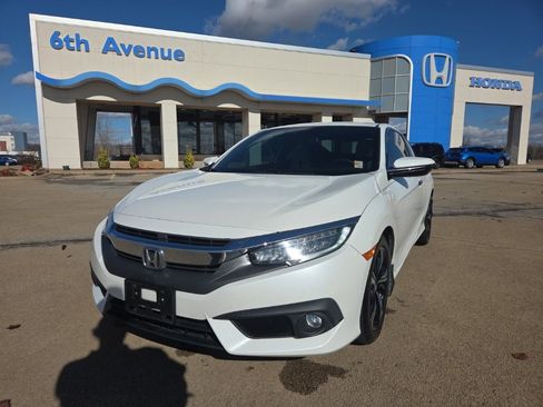 Used 2017 Honda Civic Touring image 1