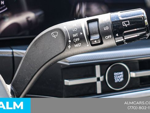 Used 2025 Hyundai Santa Fe SE image 26