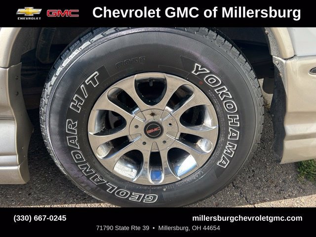 Used 2004 GMC Savana 1500 w/ Preferred Equipment Group RWD image 9