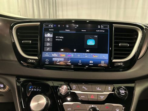 New 2026 Chrysler Voyager LX image 15