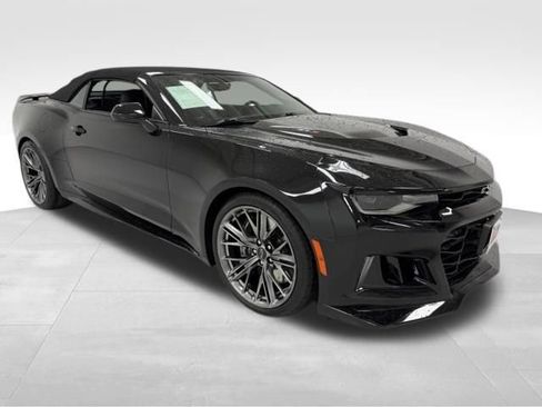 Certified 2023 Chevrolet Camaro ZL1 RWD image 5