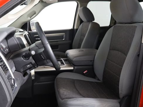 Used 2013 RAM 1500 Classic SLT RWD image 14