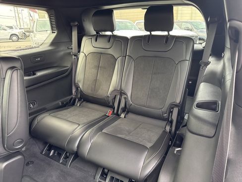 New 2025 Jeep Grand Cherokee L Altitude image 22