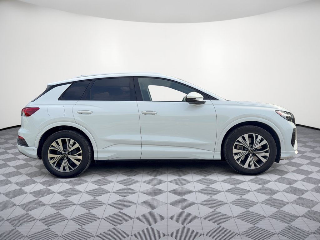 Used 2023 Audi Q4 e-tron Premium Plus RWD image 8