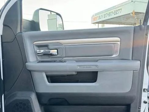 Used 2017 RAM 2500 Big Horn image 22