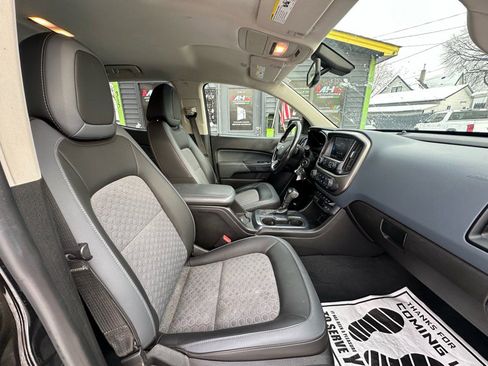 Used 2021 Chevrolet Colorado Z71 image 16