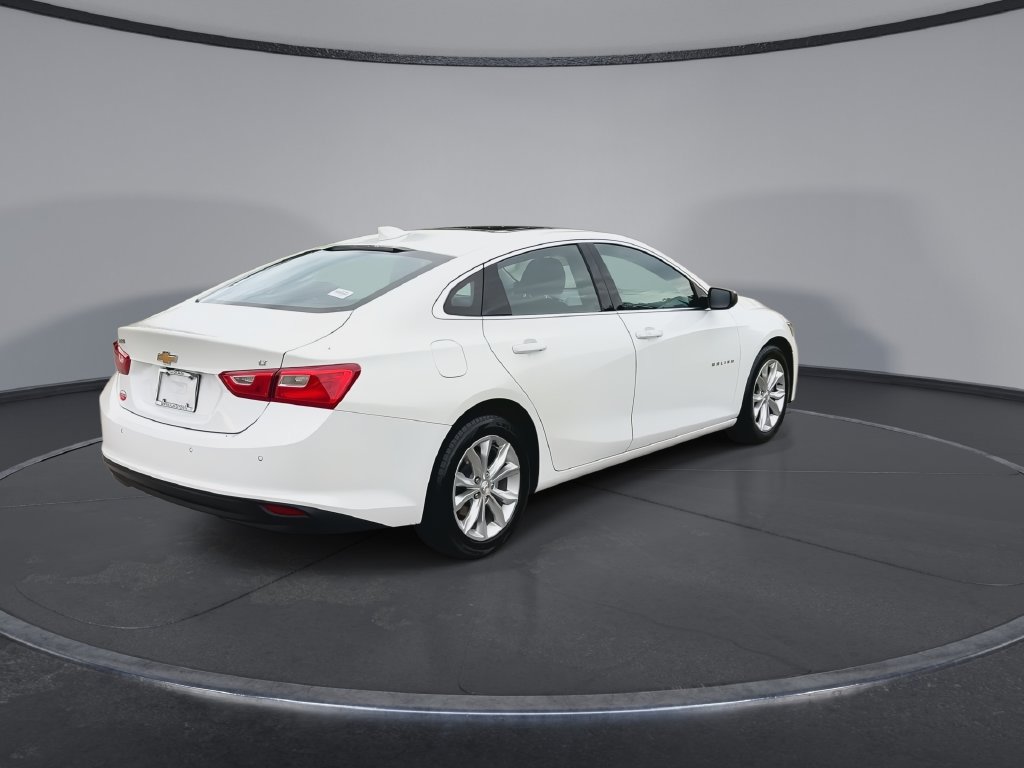 Used 2024 Chevrolet Malibu LT FWD image 8