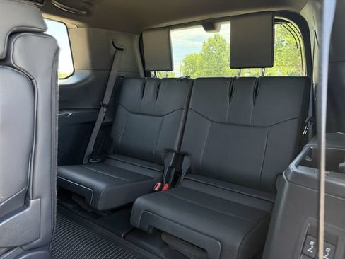 Used 2024 Lexus GX 550 w/ Accessory Package (2T) AWD/4WD image 30