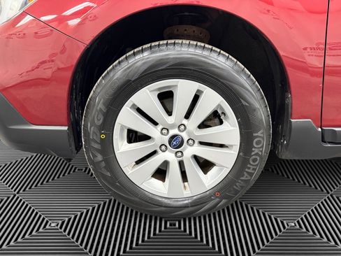 Used 2016 Subaru Outback 2.5i Premium image 14