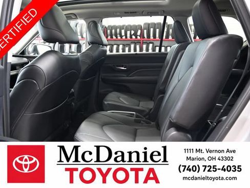 Certified 2025 Toyota Grand Highlander AWD image 12